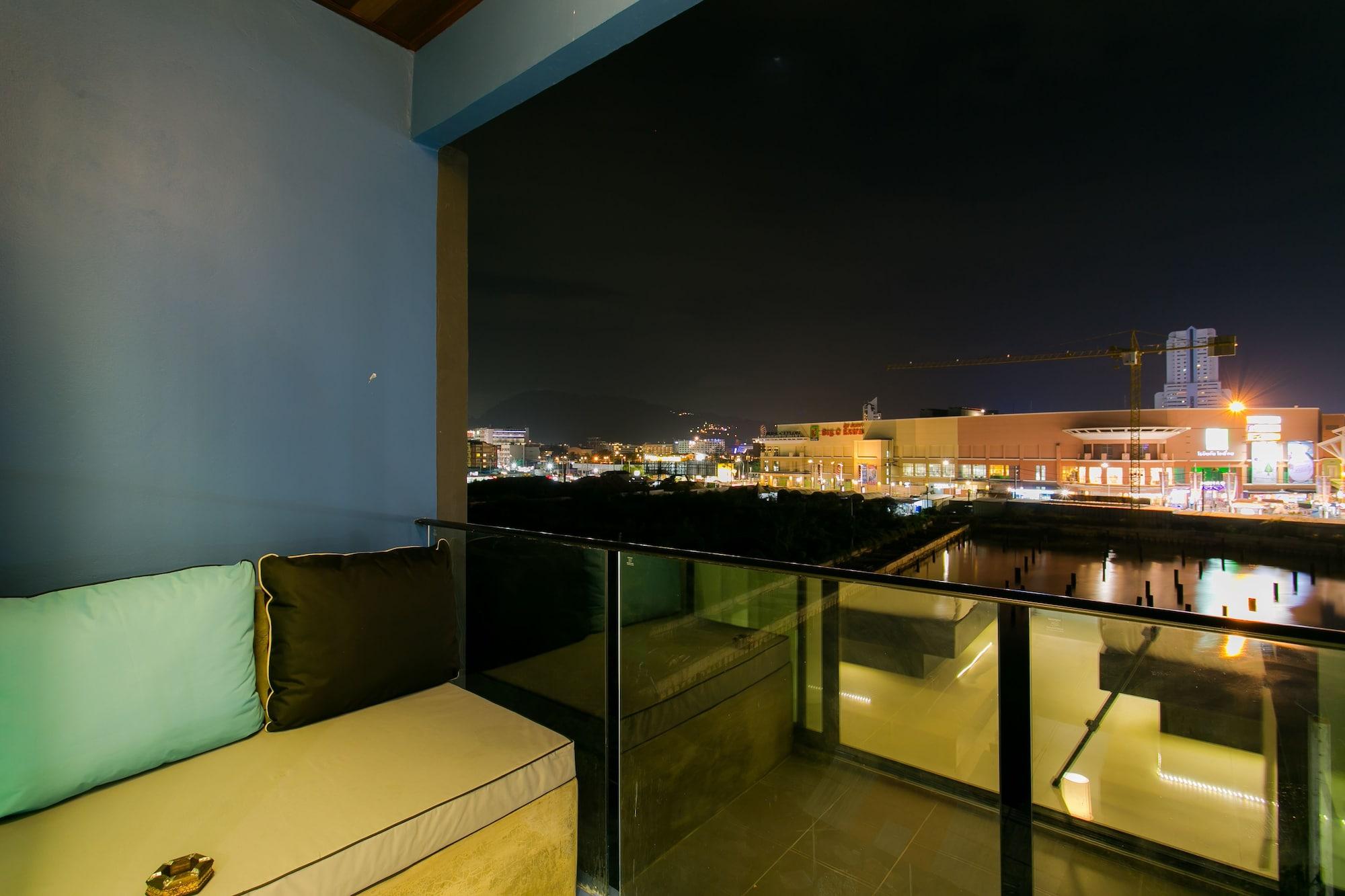 Hotel The House Patong Esterno foto