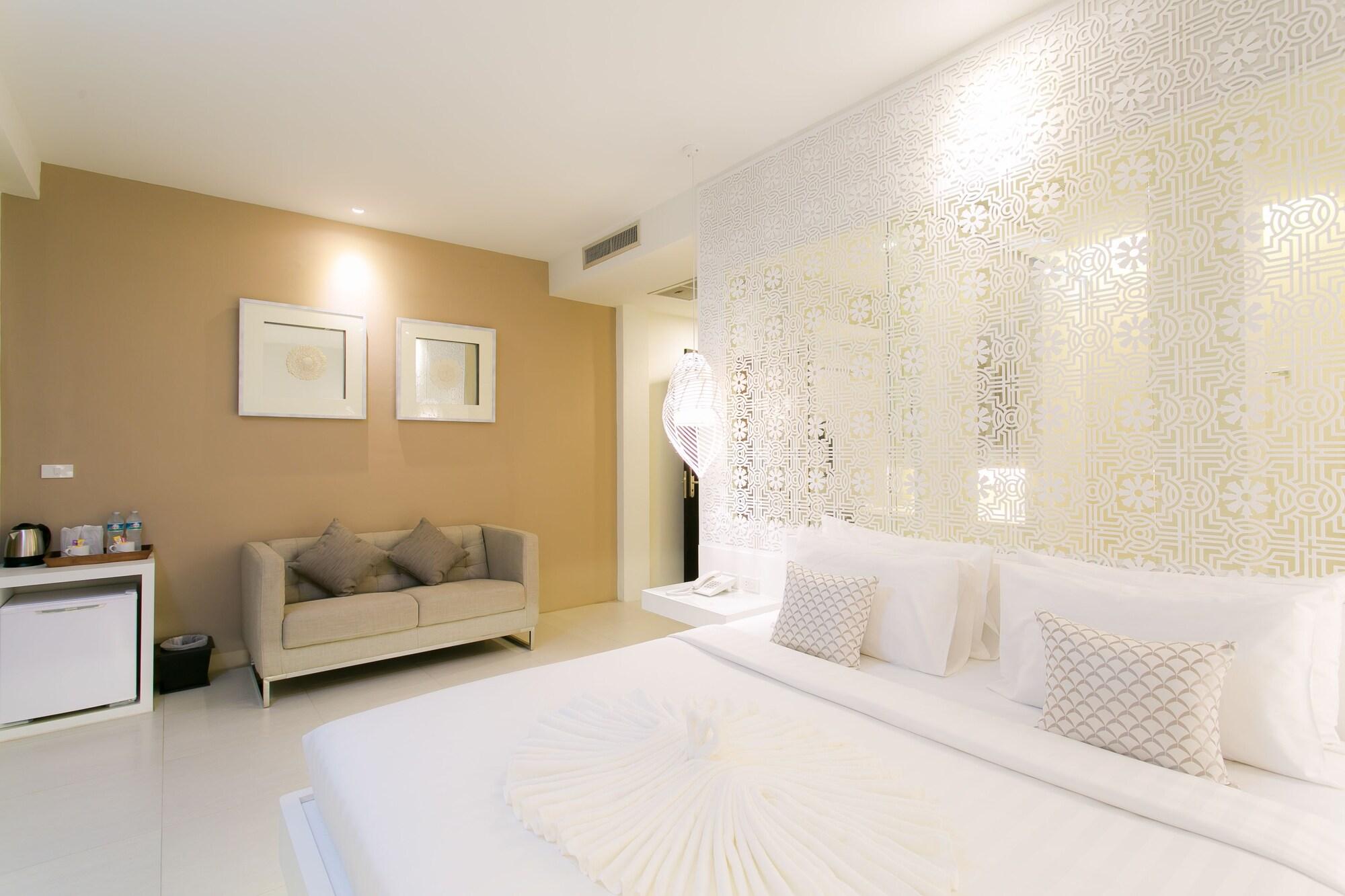 Hotel The House Patong Esterno foto