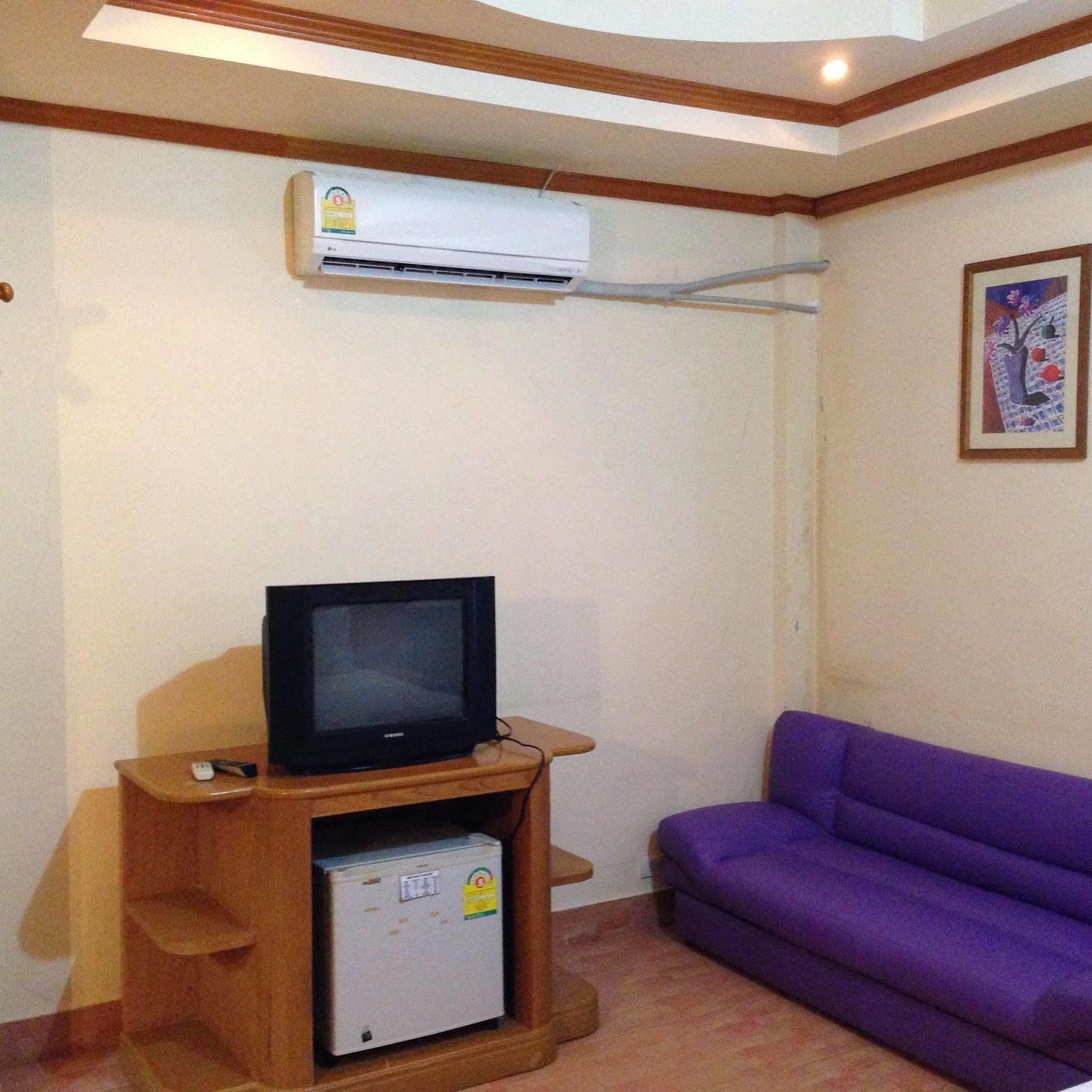 Hotel The House Patong Esterno foto