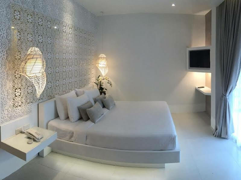Hotel The House Patong Esterno foto