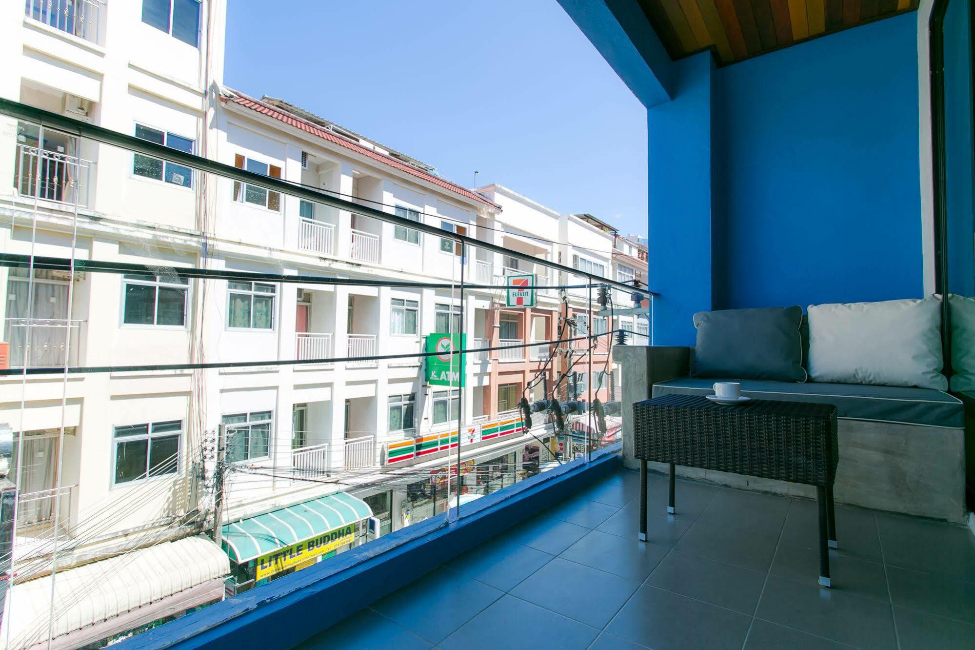 Hotel The House Patong Esterno foto