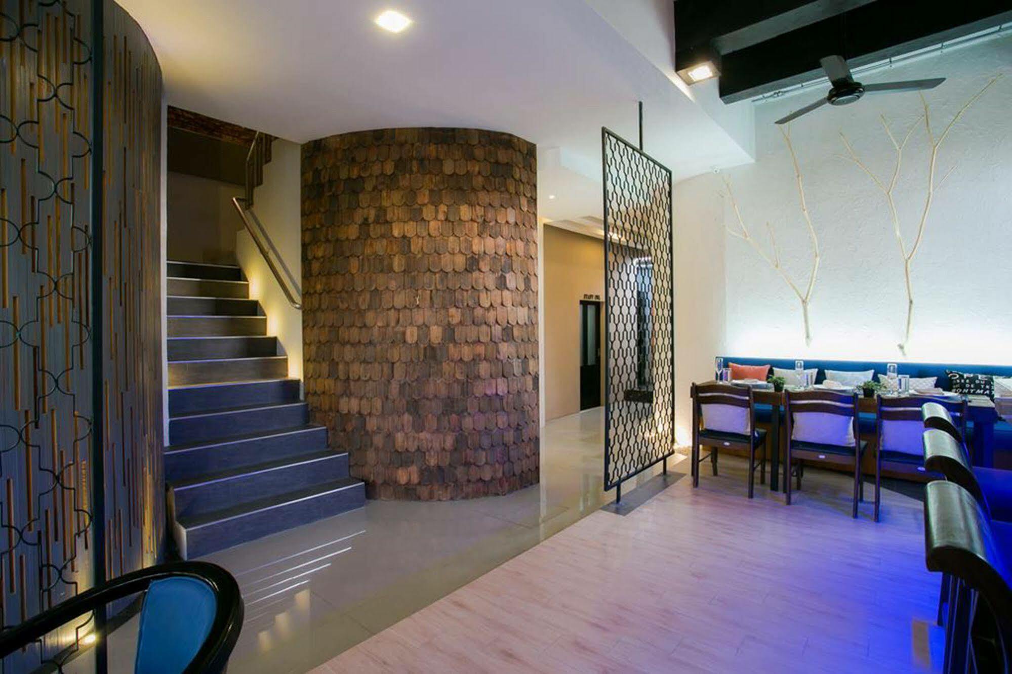 Hotel The House Patong Esterno foto